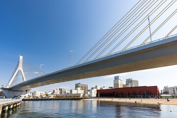 Obraz premium (青森県ｰ風景)青森ベイブリッジ下から見る風景３