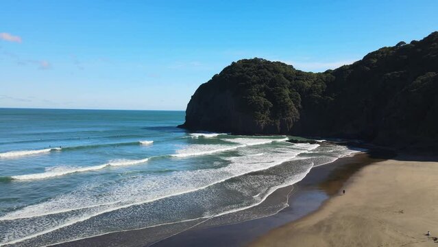 Piha Black Sand Beach, New Zealand West Coast