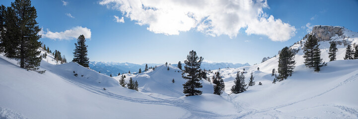 Fototapeta na wymiar dreamy winter landscape rofan alps, austria tirol
