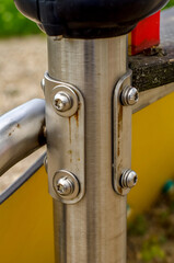 metal tube, bolted connection