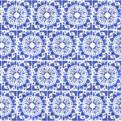 Seamless ornamental pattern with blue and white traditional pattern. Arabesque, tile, blue traditional pattern background. hand drawn background