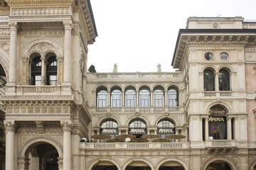Fototapeta na wymiar Vittorio Emanuele II Gallery in Milan