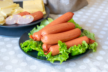 Ready-to-eat sausages