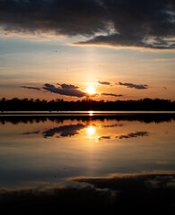 Obraz premium Sunset at the lake