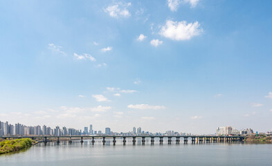 Fototapeta na wymiar Scenery of the Han River in Seoul, South Korea