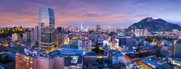 Foto op Canvas Evening panorama of Santiago de Chile © Fyle