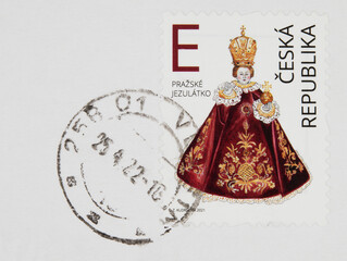 briefmarke stamp vintage retro alt old ceska republika tschechien Pražské Jezulátko Prager Jesulein jesukind krone crown religion religious E