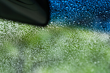 車・雨