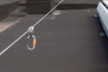 safety cable on the roof