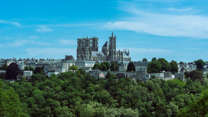 Fototapeta na wymiar Notre dame in Laon, medieval city in France