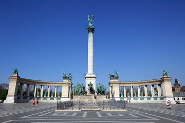 Fototapeta na wymiar Heroes' Square and Millennium Memorial monument, Budapest, Hungary