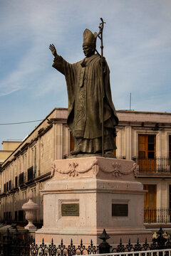 Estatua De Juan Pablo II En San Juan De Los Lagos