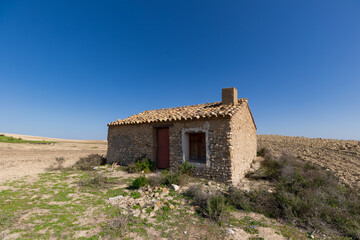 old infrastructures in agriculture and livestock of Monegros