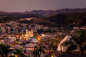 Obraz premium Dusk in the city of Congonhas seen from the sanctuary of Bom Jesus de Matosinhos, Minas Gerais, Brazil.