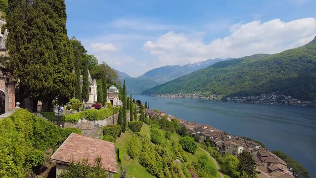 Panoramique du lac de Lugano depuis le village de Morcote