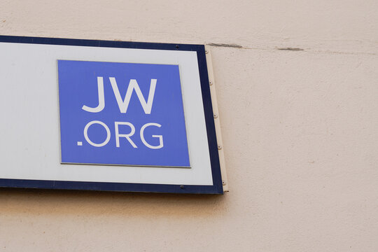 jw temoins de jehovah room in bordeaux france Jehovah Witnesses