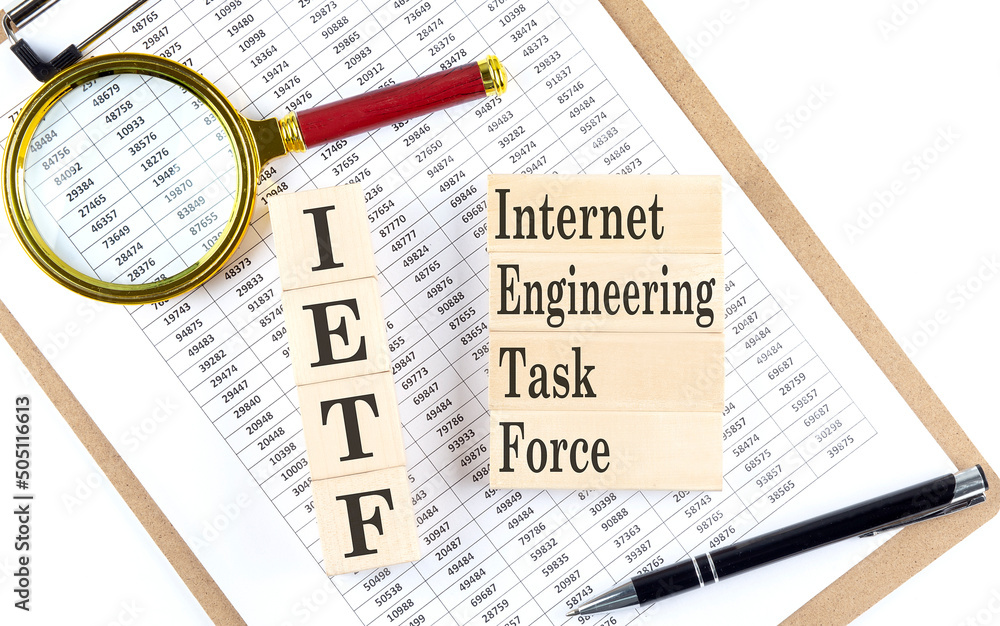 Aufkleber ietf internet engineering task force text on wooden block on chart background
