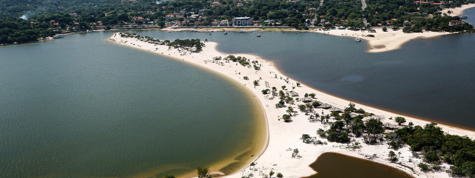 Aerial view of Alter do Chao, seasonal beach that rises after disappearing during rainy season in Santar&eacute;m, Par&aacute; State, Brazil. 2013.