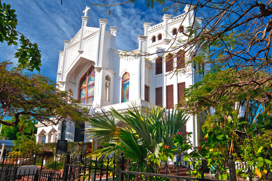 Saint Paul Episcopal Church in Key West Duval street view
