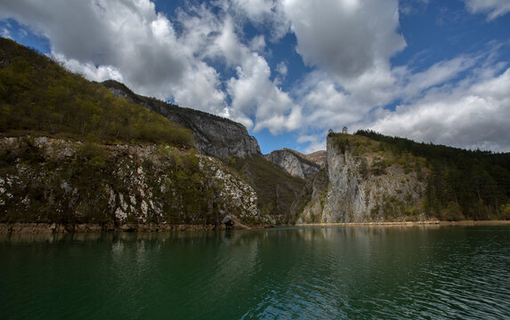 A series of cruises on the Drina River with reflections - 11
