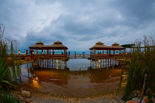 Known as Nicaea since ancient times, İznik is located on eastern shore of Lake İznik (Askania Limne) surrounded by ranges of hills within the Bithynia (Marmara) region of Anatolia.
