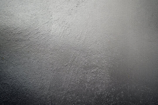 Mur argent&eacute;