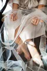 Obraz premium Engagement ring on bride's finger