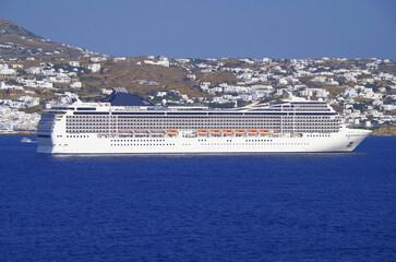 Urlaub auf dem MSC Kreuzfahrtschiff Magnifica im Mittelmeer - Dream Mediterranean cruise on...