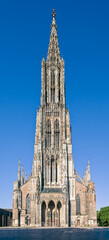 Fototapeta na wymiar Das Ulmer Münster - Architektonische Perspektive