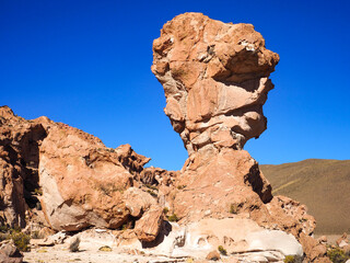 Landscapes - Bolivia - The three-day journey to Salar the Uyuni has outstanding landscapes. Lakes, geysers, volcans, valleys, rock formations, thermal water and wild animals