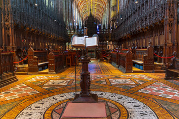 Obraz premium interior of the Chester Cathedralthe mother church of the Diocese of Chester.