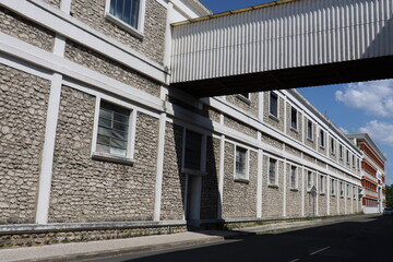 Anciennes usines et ancien siège de l'entreprise Leroy Somer, devenue Nidec, vue de l'extérieur, ville de Angoulême, département de la Charente, France