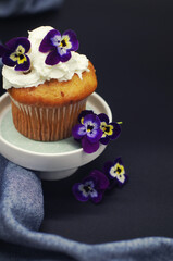 muffin and flowers