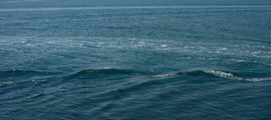Vaguelettes sur eau de mer