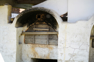Fototapeta na wymiar old oven for baking bread in a village