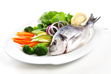 Fish and mixed vegetables