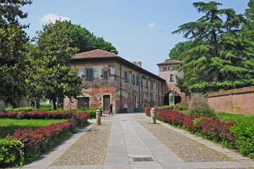 L'abbazia benedettina di Chiaravalle, Milano