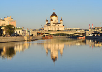 Fototapeta na wymiar Cathedral of Christ the Saviour in the morning. Moscow, Russia.