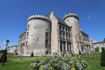 La mairie, ancien château des comtes d'Angoulême, vue de l'extérieur, ville de Angouleme, département de la charente, France