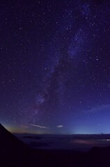 Fototapeta premium 満天の星空 北アルプス 立山連峰