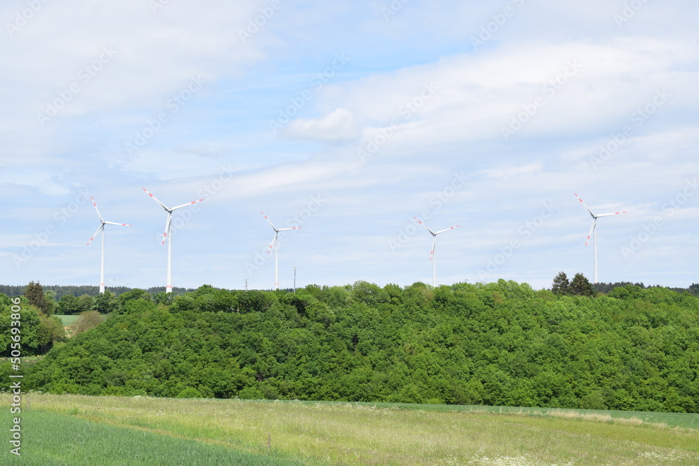 Canvas Prints Eifellandschaft mit Windrädern