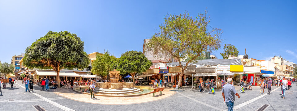 Kr&iacute;ni Moros&iacute;ni, Brunnen, Heraklion, Kreta, Griechenland 