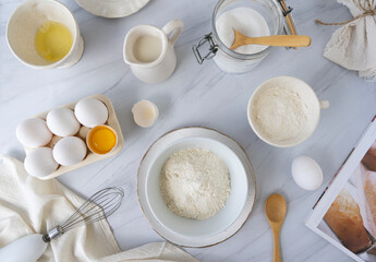Huevos, azúcar, leche, harina, preparación, receta, pastel, ingredientes, cocinar, mármol,...