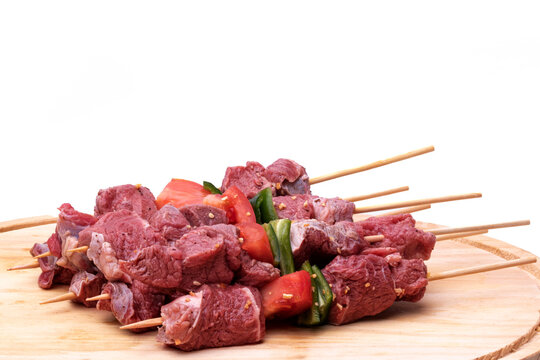 Brochetas de carne listo para asar  