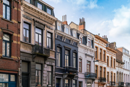Belgium, Brussels, Row of townhouses along street