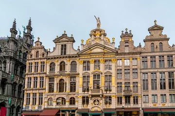 Poster Belgium, Brussels, Golden ornaments on Grand Place buildings © Image Source