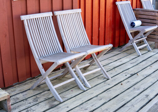 Chaises,fauteuils,bois,dehors,extérieur,terrasse,construction,suède,meuble,objet,planches,planchet,gros Plan,personne