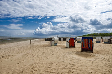 Strandkörbe und Nordsee-Strand in Cuxhaven