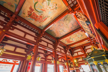 浅草　東京浅草　浅草寺　青空　赤