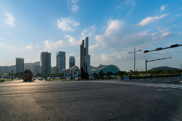Obraz premium China Lianyungang coastline cityscape street view
